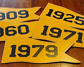 Pittsburgh Pirates exact replicas of all 5 World Series Banners at PNC Park
