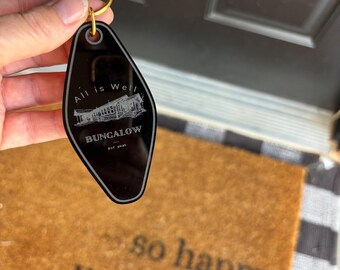 Custom Airbnb Keychain: Personalized Guest Welcome Gift