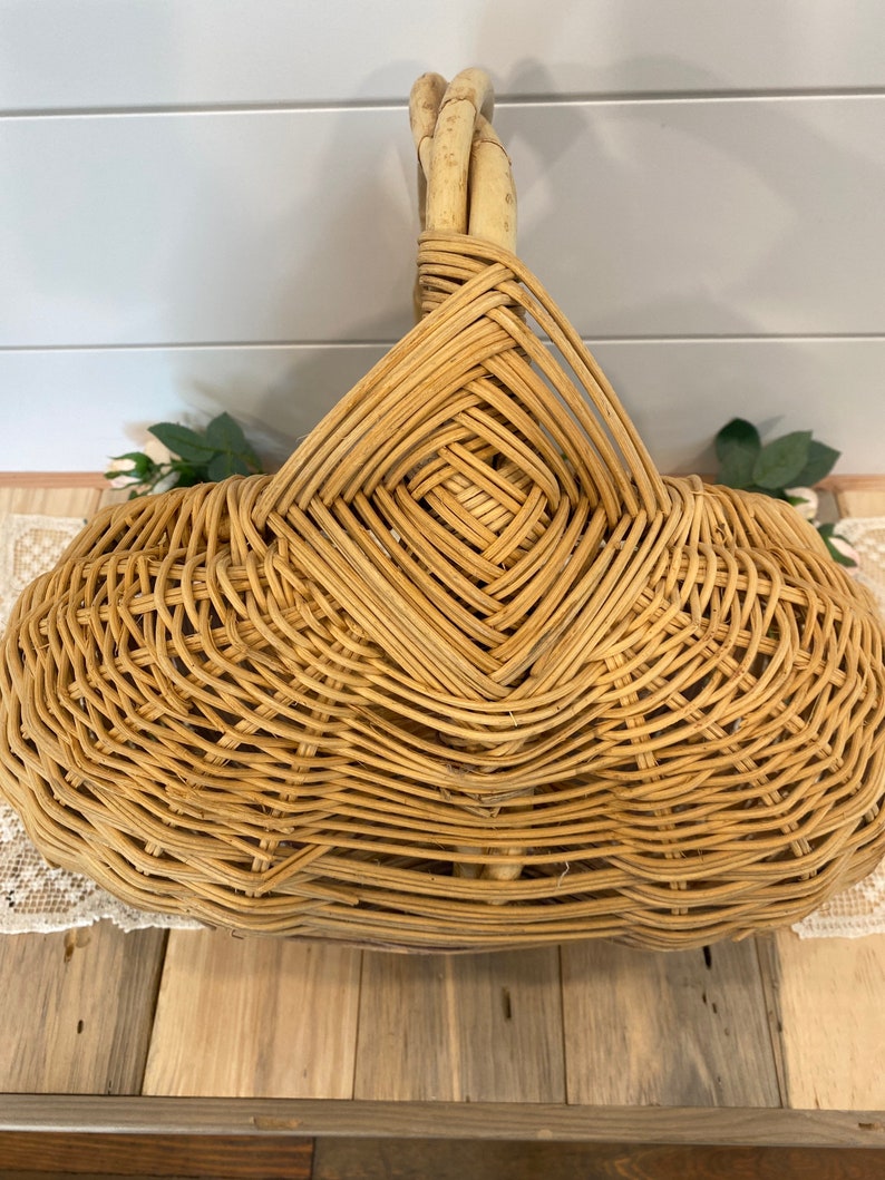 Vintage Large Boho Gathering Basket Basket with handle | Etsy