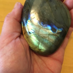 Labradorite Palm Stone