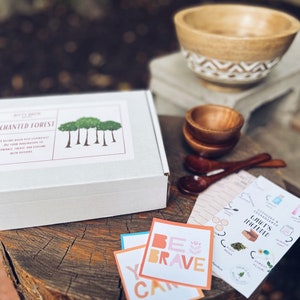 Enchanted Forest Potion Kit for Kids | Sensory Play Kit | Nature Craft Activity | Waldorf Inspired Fairy Potion Set | Outdoor Montessori Toy image 4