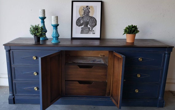 Featured image of post Blue Sideboard Table : About 18% of these are sideboards, 13% are living room cabinets &amp; chests, and 0% are tv stands &amp; entertainment centers.