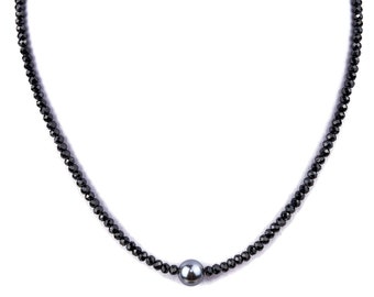 Spinel ketting met parel - zwarte ketting met donkergrijze parel - 925 zilver - zwarte stenen ketting