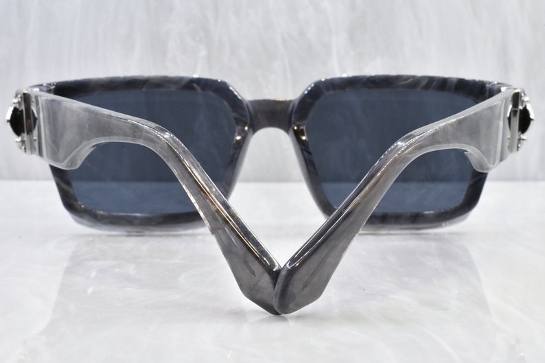 Louis Vuitton Z1560E Blue Marble Millionaires 1.1 Sunglasses
