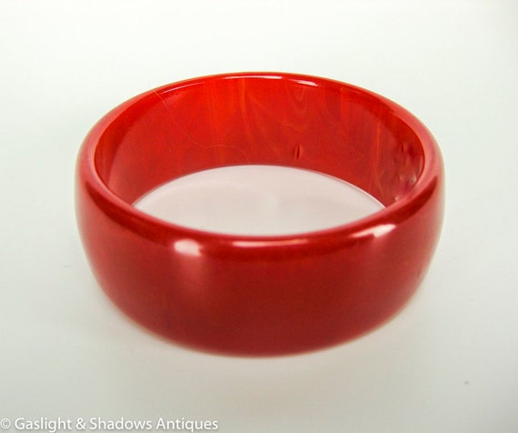 Red Marbled Bakelite Vintage Chunky Wide Bracelet… - image 4