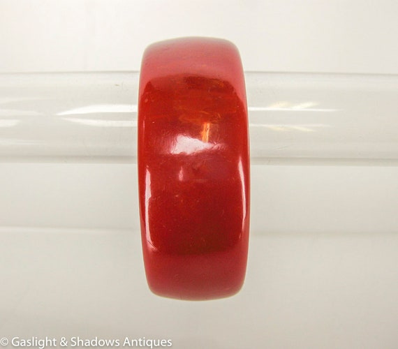 Red Marbled Bakelite Vintage Chunky Wide Bracelet… - image 2