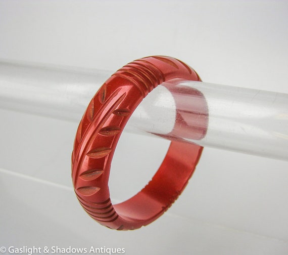 Red Carved Bakelite Vintage Bracelet Bangle - image 2