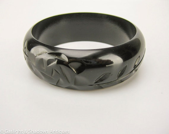 Black Bakelite Vintage Carved Bracelet Bangle - image 4