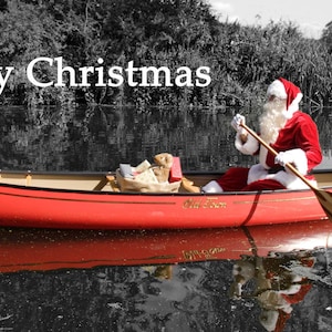 Happy Christmas, Father Christmas in een Canadese kano (621)