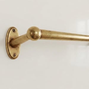 Ongelakt messing handdoekbeugel, massief messing houder, badkamerhardware in vintage stijl