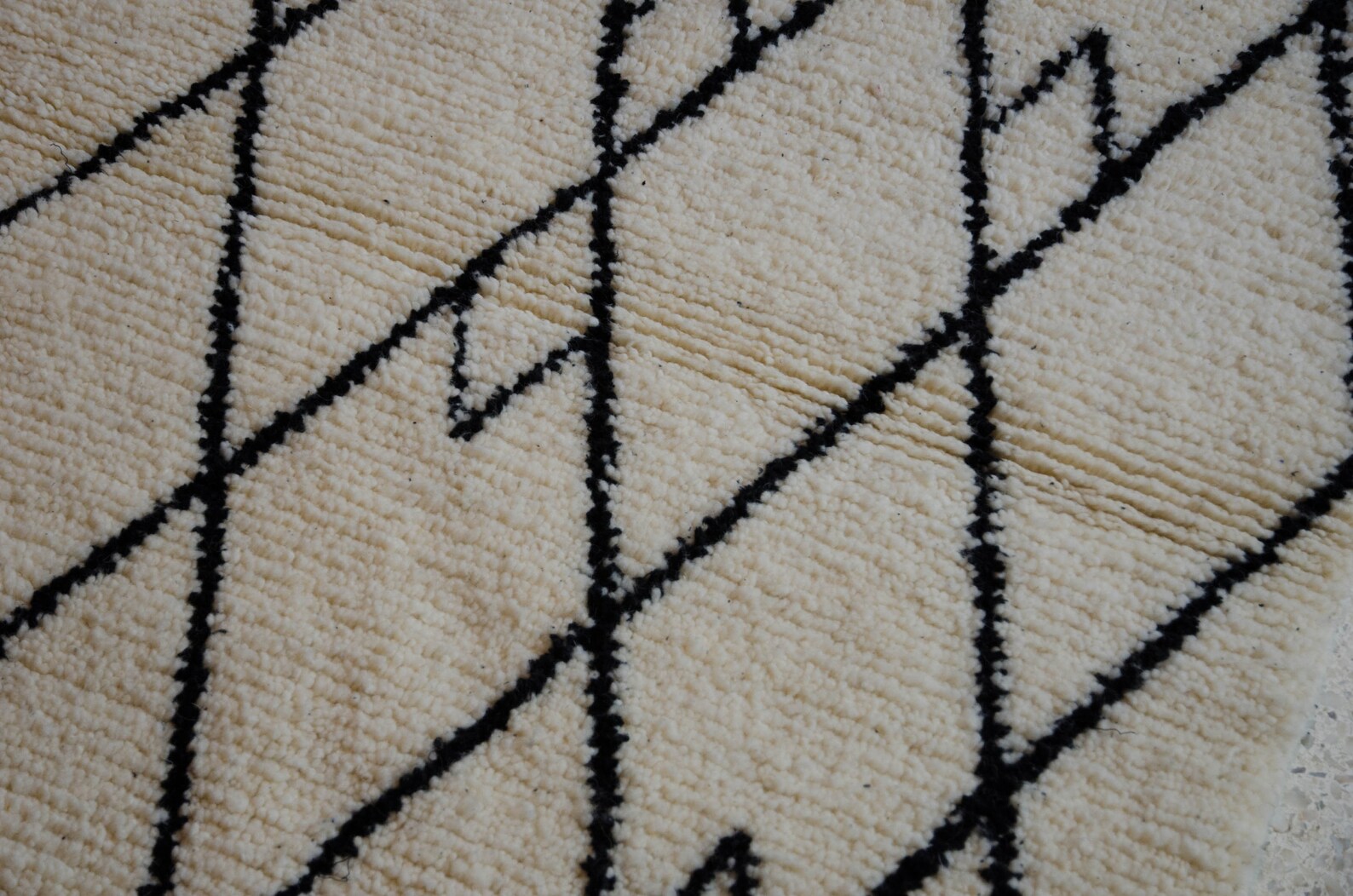 Black and White Moroccan Rug 4x5 Handwoven Moroccan Rug Etsy