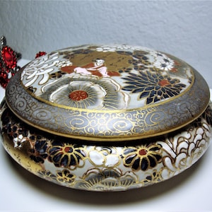 Vintage SATSUMA BOX with LID - Hand Painted Japanese Satsuma Roses, Daisies & Chrysanthemums Box with Lid - Circa 1970&#39;s Asian Porcelain