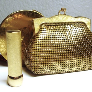 Vintage GOLD PURSE & ACCESSORIES - Gold Metal Mesh Kiss-Lock Change Purse - Helena Rubenstein Fireworks Red Lipstick - Etched Powder Compact