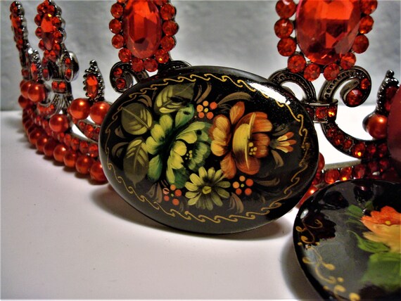 Vintage HANDPAINTED RUSSIAN BROOCHES (3) - Round … - image 7