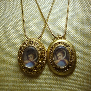 Vintage CHOICE PHOTO PENDANT - Ornate Oval Gold Plated Photo-Portrait Pendant/Brooch with 24&quot; Long Gold Plated Chain Necklace - By Florenza