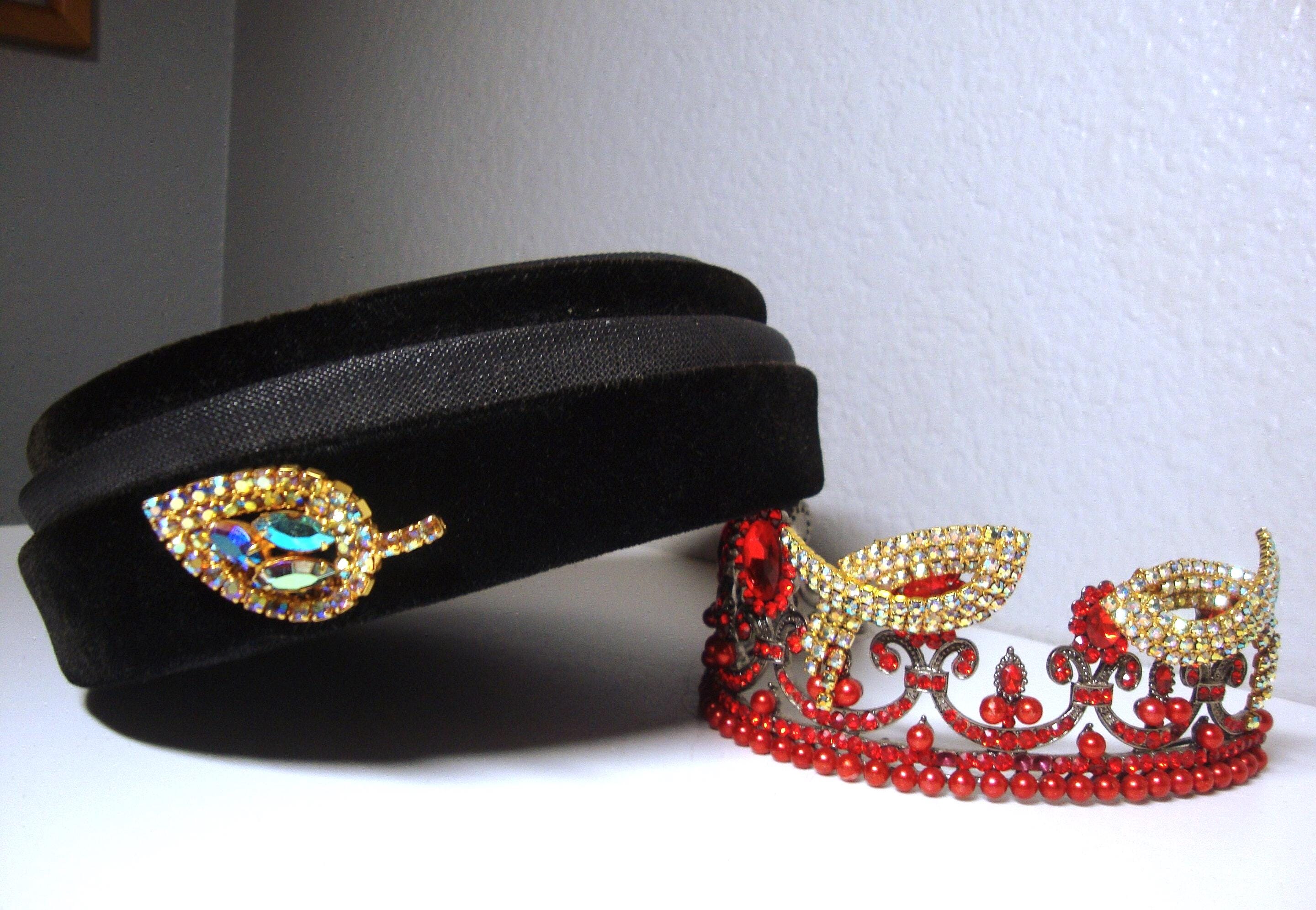 Vintage Black Pillbox Hat With Rhinestone Brooch & Signed 