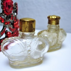 Vintage PRINCE MATCHABELLI BOTTLES – Mini Ave Maria & Duchess of York Perfumes with Residue, Labels Intact, 2.25&quot; Tall Display Pair