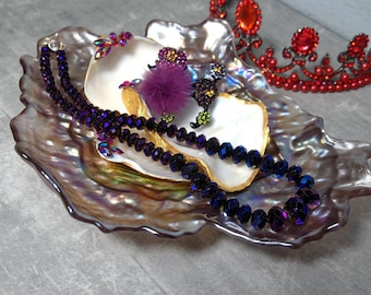 Vintage Iridescent Purple Glass Beaded Necklace, Black Poodle Brooch & Ackam