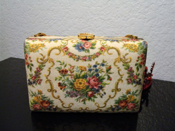 Vintage VOLUPTE BOX PURSE - Pretty Tapestry Box Pu