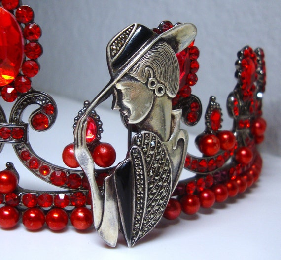 Vintage DECO LADY BROOCH - Unique Marcasite & Ony… - image 3