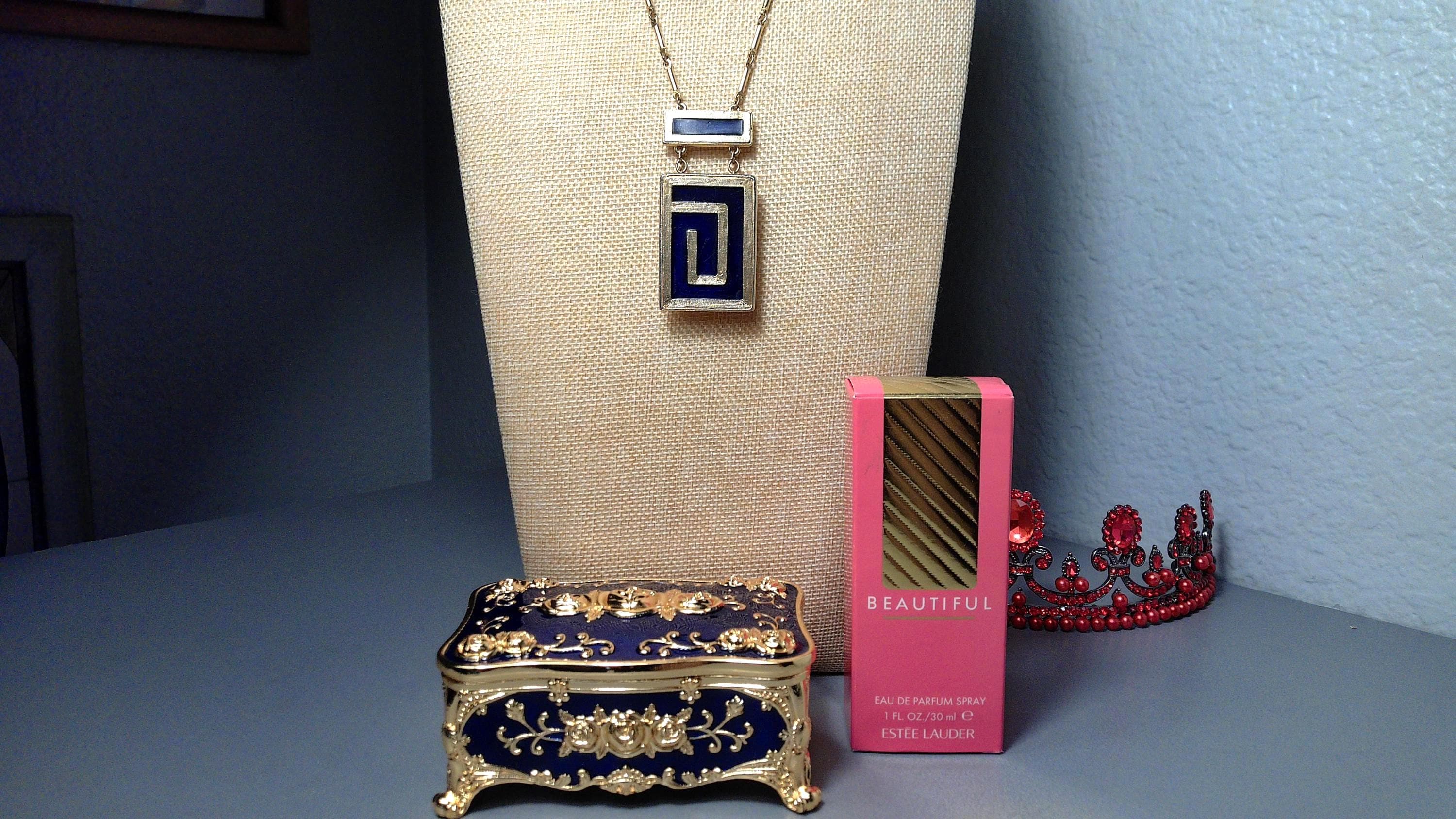 Vintage Estee Lauder Perfume Necklace - Etsy
