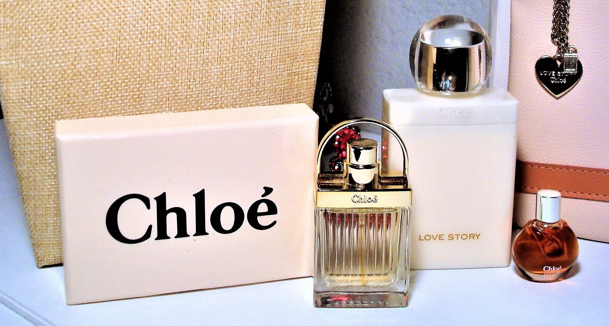 Chloe Love Story Perfume Bundle: Pendant, Spray, Lotion, Pouch