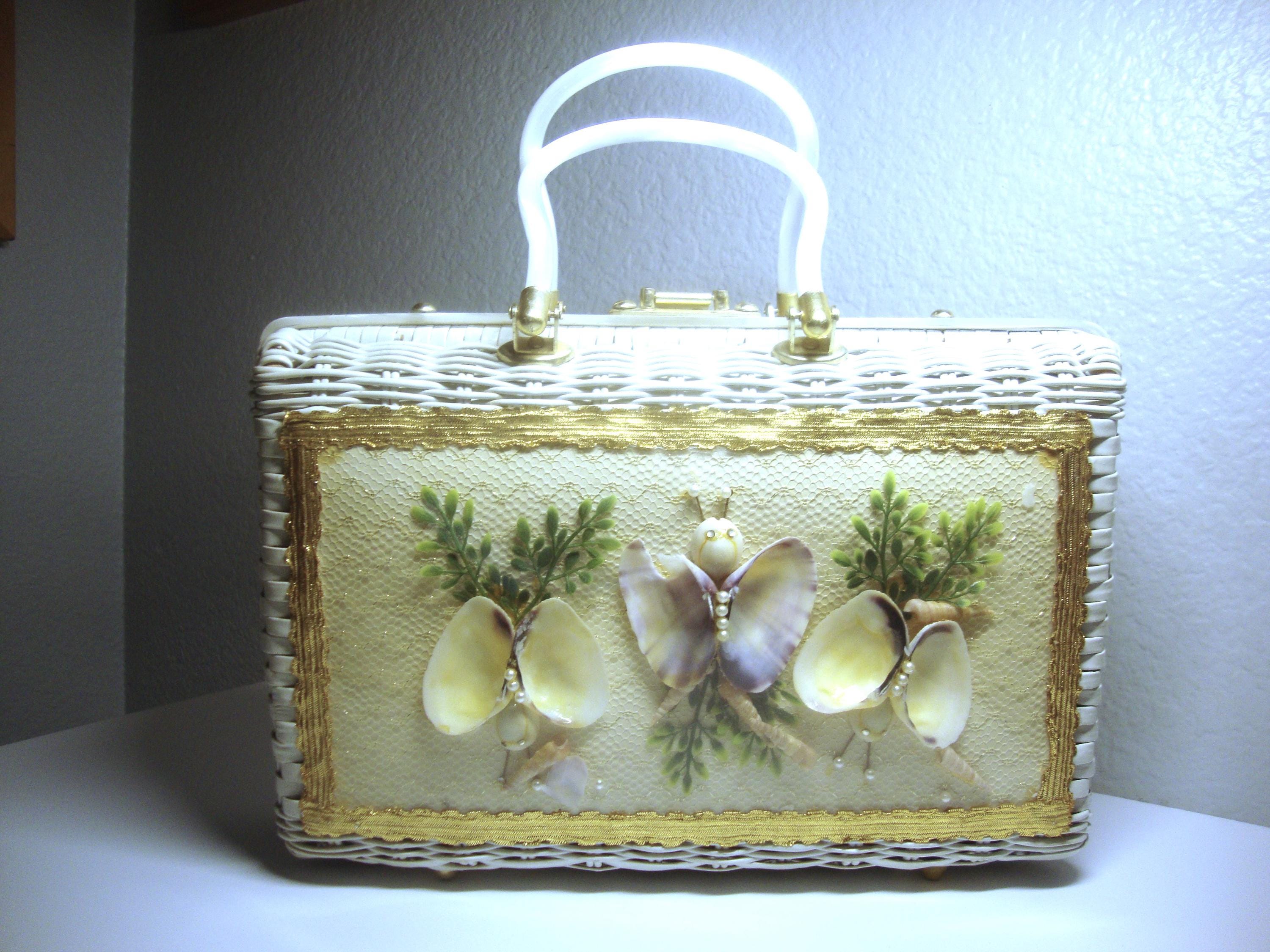 Vintage Seashell Handbag: Faux Wicker, Pearls & Lucite - by 