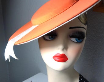 Vintage Gottlieb New York Tilt-Plate Hat – Satin & Silk with Comb Holders