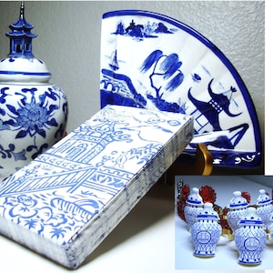Vintage CHINOISERIE PAGODA DECOR - Blue/White Chinoiserie Pagoda  Ginger Jar - Fan Shaped Dish - Caspari Napkins - Ginger Jar Napkin Rings