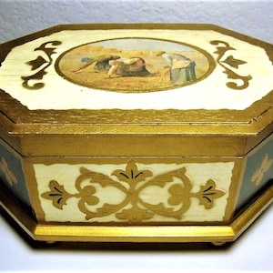 Vintage JEWELRY MUSIC BOX - Florentine Gold & Dark Green Wood Jewelry Music Box, Green Velvet Compartments - Handcrafted By Holiday Imports