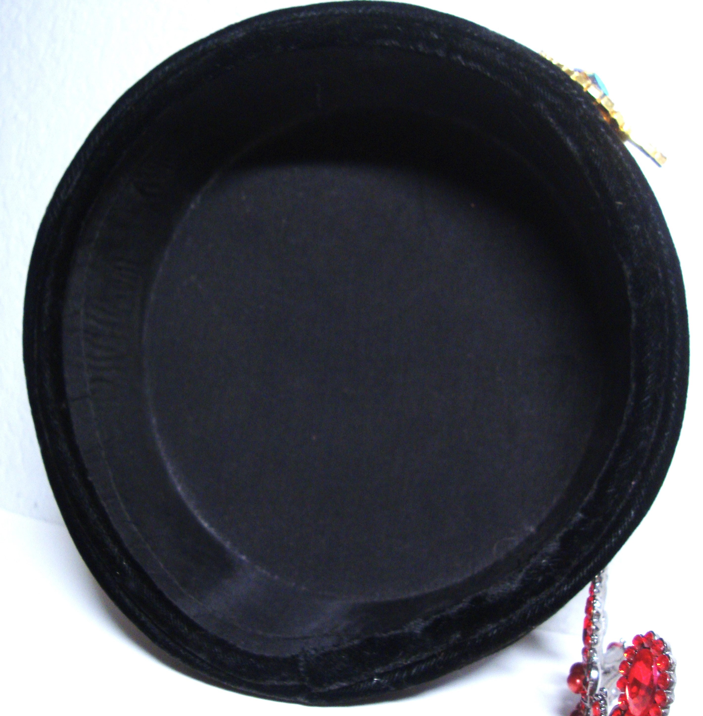 Vintage Black Pillbox Hat With Rhinestone Brooch & Signed  display picture 3