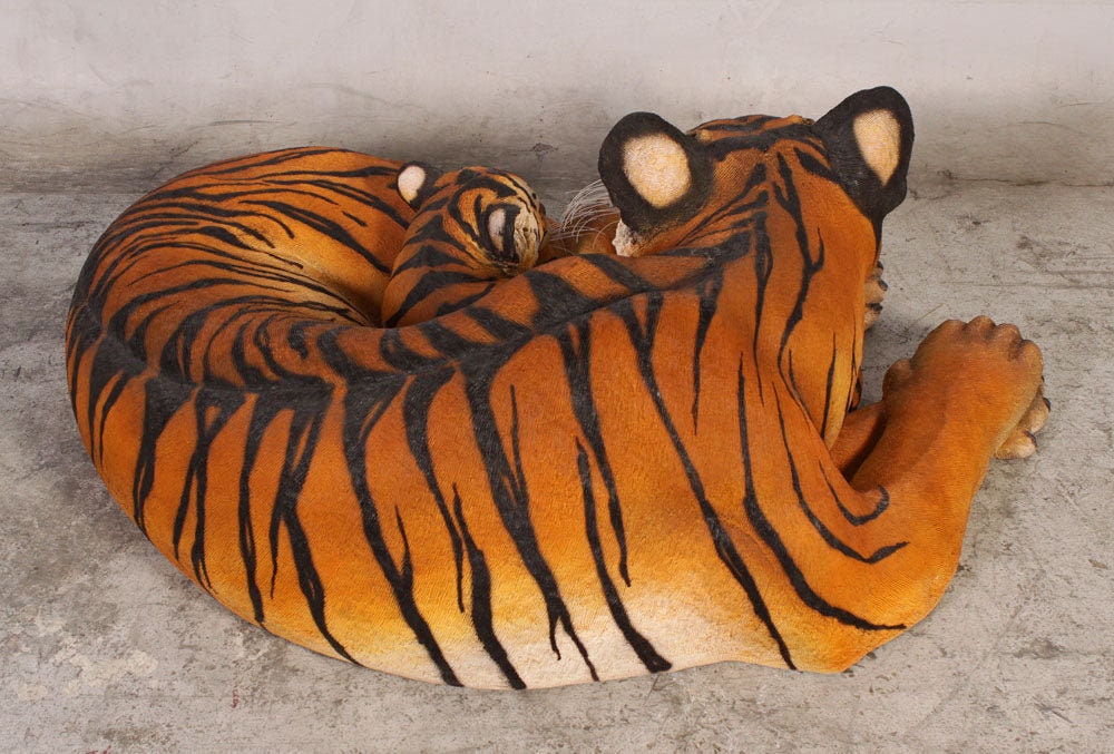 BENGAL TIGER LIFE-SIZE STATUE, Magic Special Events