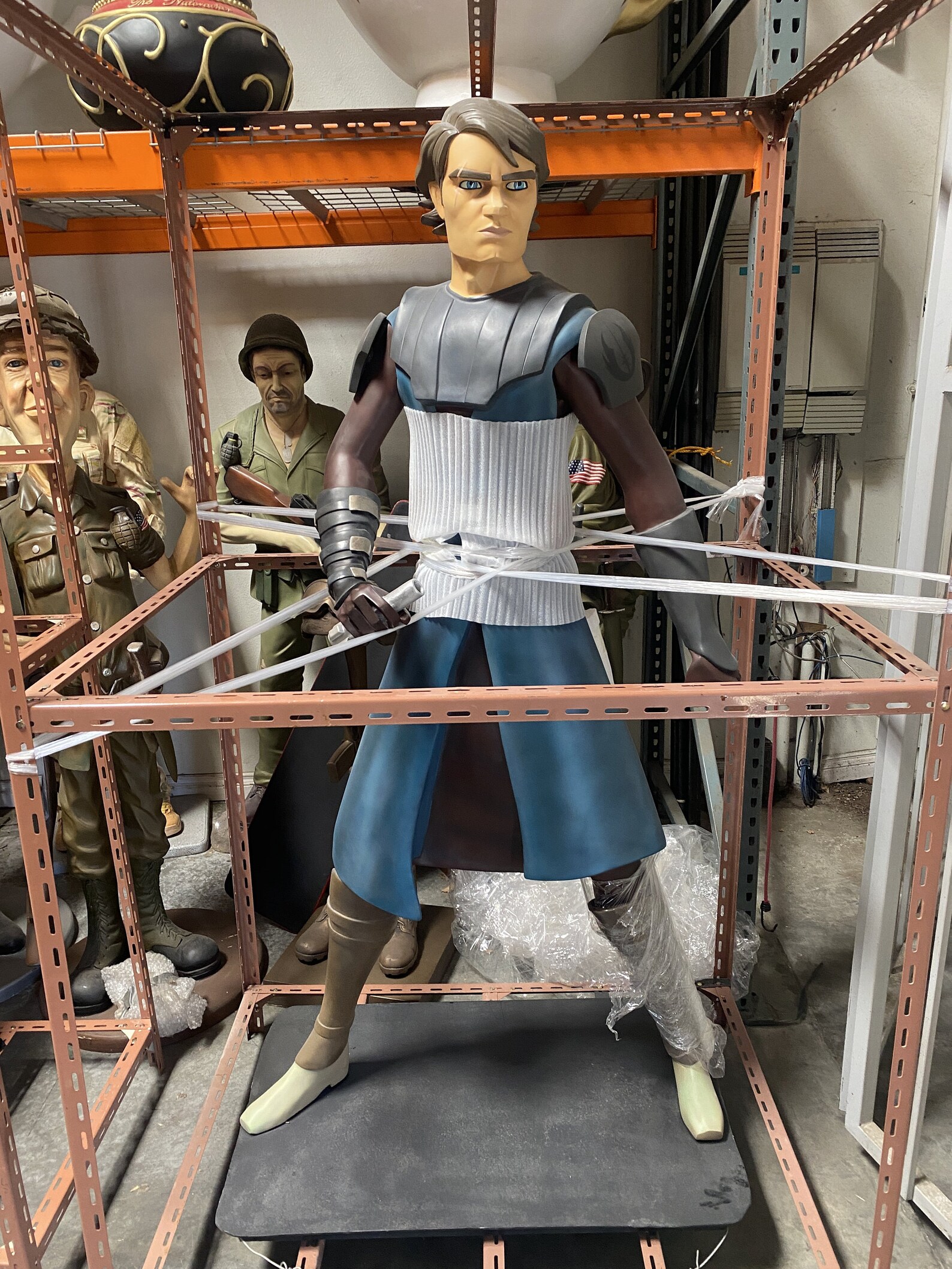 anakin skywalker clone wars statue
