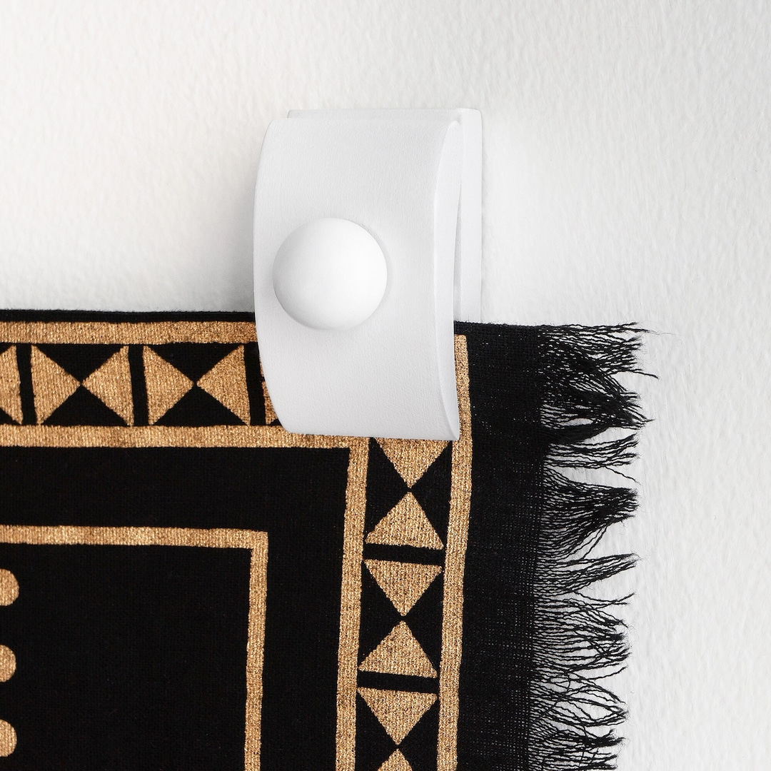 4 Small Tapestry Hanger for Wall Hangings, Quilt Hanger Wooden Clips