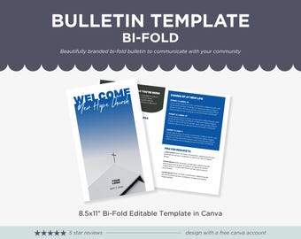 Puede incluir: Una plantilla de boletín de iglesia de doble pliegue, azul y blanco. La portada presenta un campanario de iglesia con una cruz en la parte superior y el texto "WELCOME New Hope Church". La contraportada tiene secciones para anuncios, eventos y solicitudes de oración.
