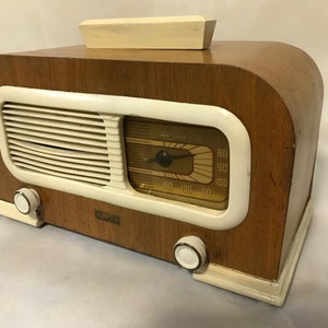 Vintage Deco 1942 Philco Radio Model 42-PT-95 Now A Bluetooth Speaker Nice Free Shipping