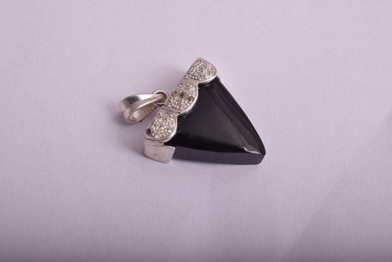 100/% Natural Black Onyx Pendant in 925 Sterling Silver Onyx Pendant 20X21 mm Gemstone Pendant