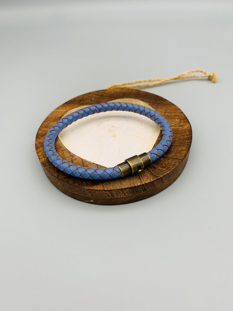 leather bracelet