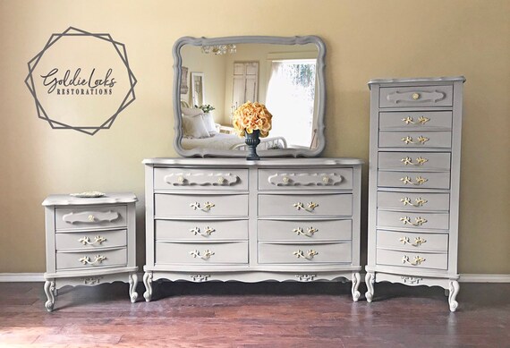 Sold Vintage 4 Piece French Provincial Bedroom Set