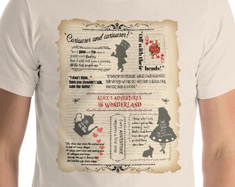 Camiseta Alicia en el País de las Maravillas - Collage del País de las Maravillas. Conejo Blanco, Reina de Corazones, Sombrerero Loco, Fiesta del Té, Regalos Literarios, Camisa Literaria.