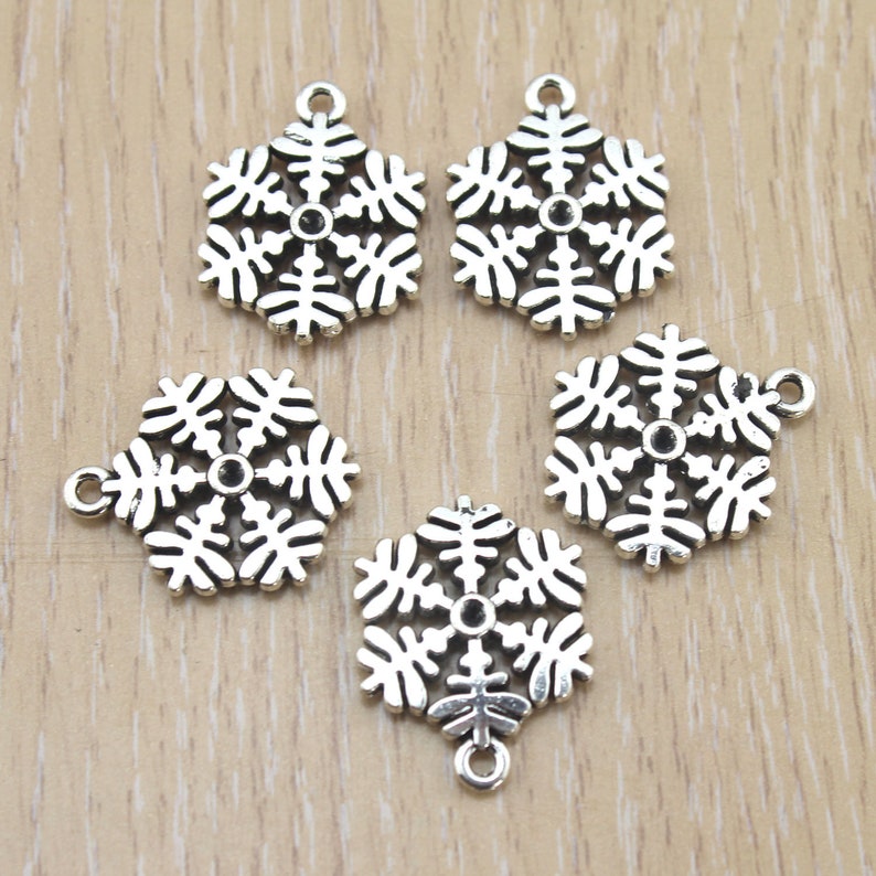 Vintage Jewelry Suplies 18x23mm 15pcs Bulk Sale,Antique Silver Snow Flake Pendant Tibetan Silver Tone -