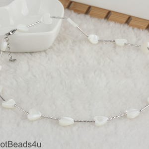 Weiße Muschel Herz Halskette,Herz Trochid Perlen Halskette, weiße Muschel Choker Halskette,Elegante handgemachte Halskette,Geschenk für Her-STN00422