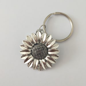 Sunflower keychain, Sliver keychain,Flower keychain,Encourage keychain,Gift for her,Birthday gift,Garden gift