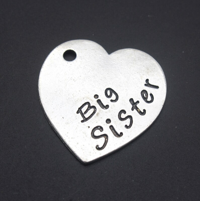 Heart Sister charm pendant,Big sister,Middle sister,Little sister charm,Family Charm,Silver word charm,Bulk charm--30x31mm-YF397-399 3pcs-