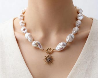 Natural White Elegant Baroque Necklace With Sunflower Pendant,Minimalist Necklace,Wedding Jewelry