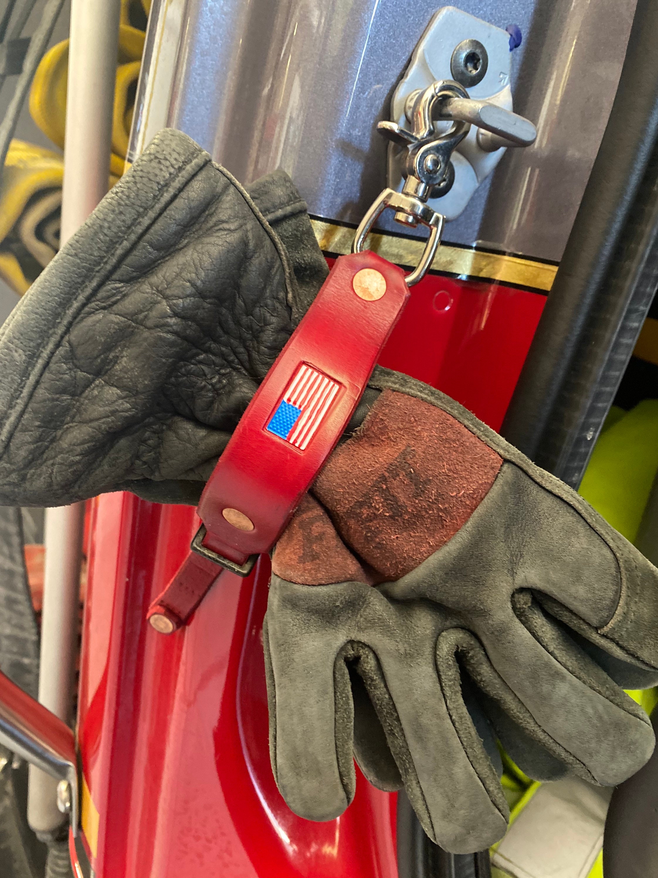 Custom leather glove strap/holder Etsy