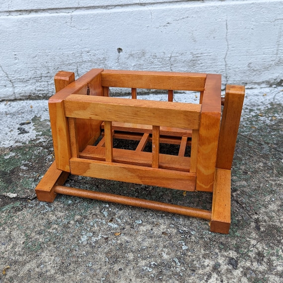 Vintage cradle top