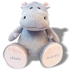 Personalisiertes kuscheliges Plüsch-Nilpferd, individuell bestickt, knuddeliger Hippo individualisiert, Geschenk mit Name zur Geburt