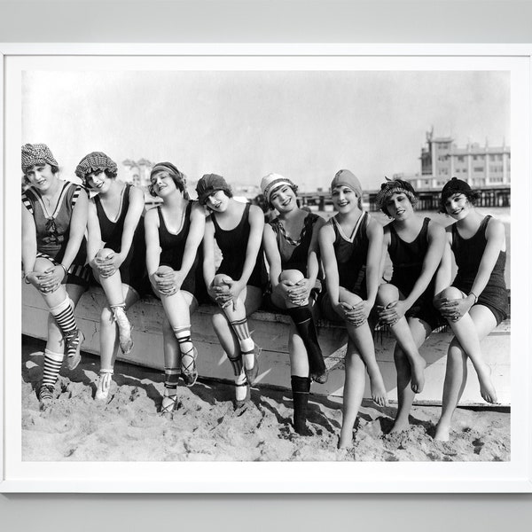 Vintage traje de baño chicas impresión, Flapper Girls, Vintage Beach Fashion, Ziegfeld Follies, 1920s, arte mural, foto en blanco y negro,