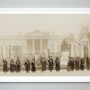 Women&#39;s Suffrage Photo Print, Women&#39;s Voting Rights, Protest at the White House, Sepia Version, c. 1917, Museum Quality Photo Print